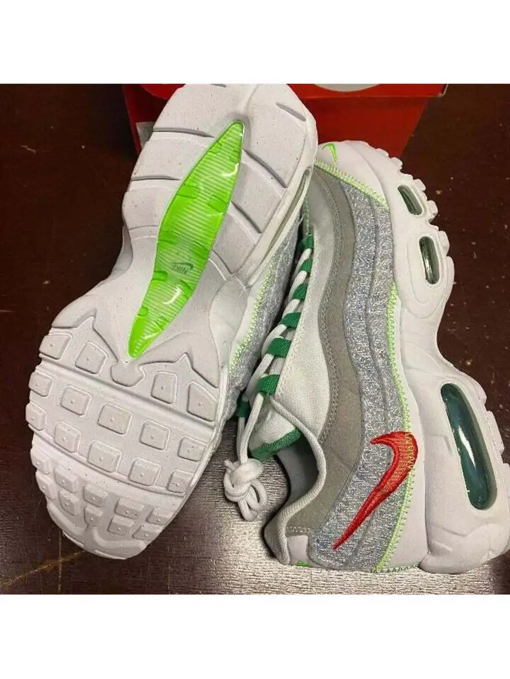 Nike Unisex White Green Air Max 95 CU5517 100 Lace Up Sneaker Shoes Size M6.5 W8